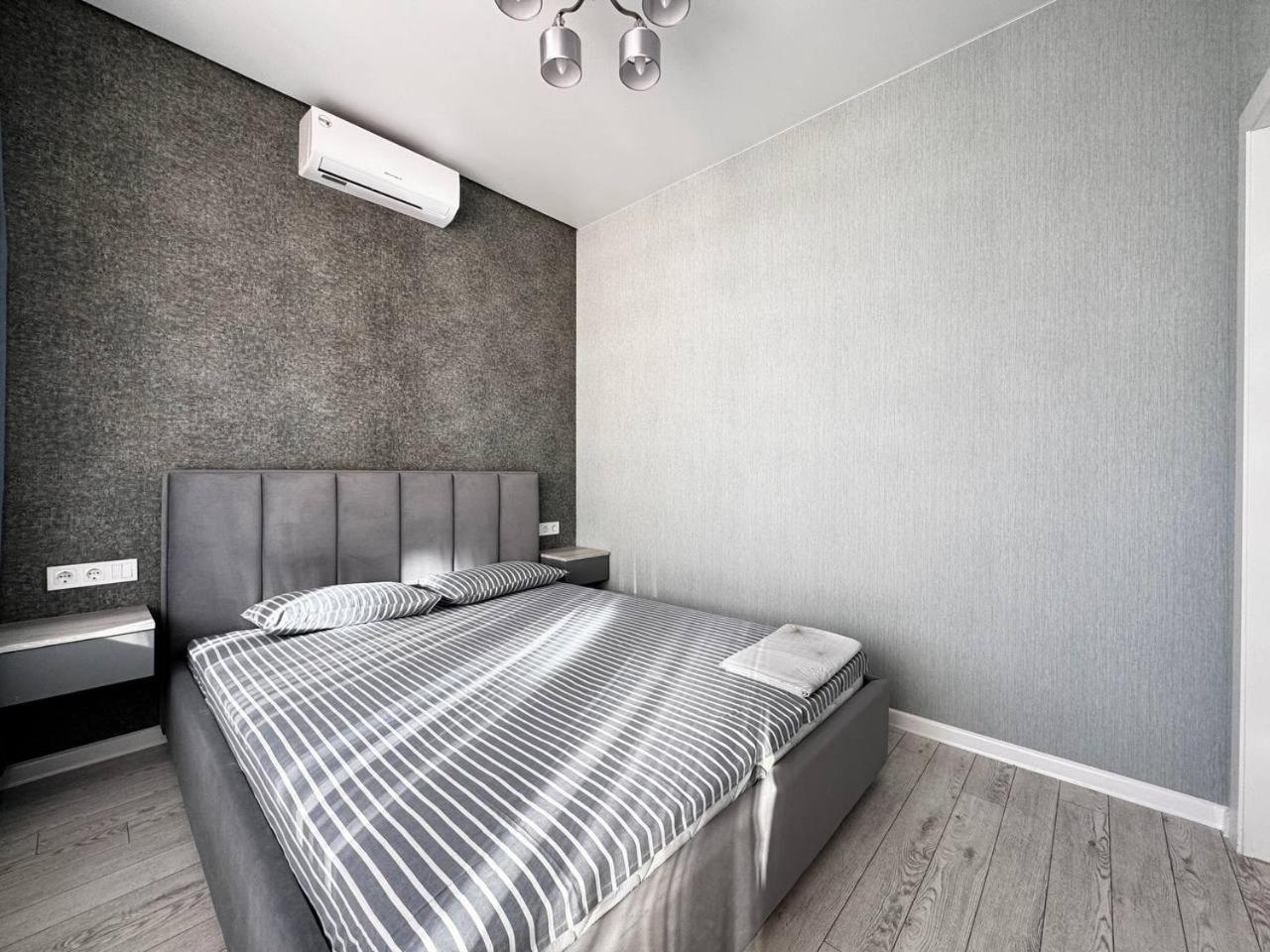 48 Pearl Cozy Apartment Odesa Exterior foto