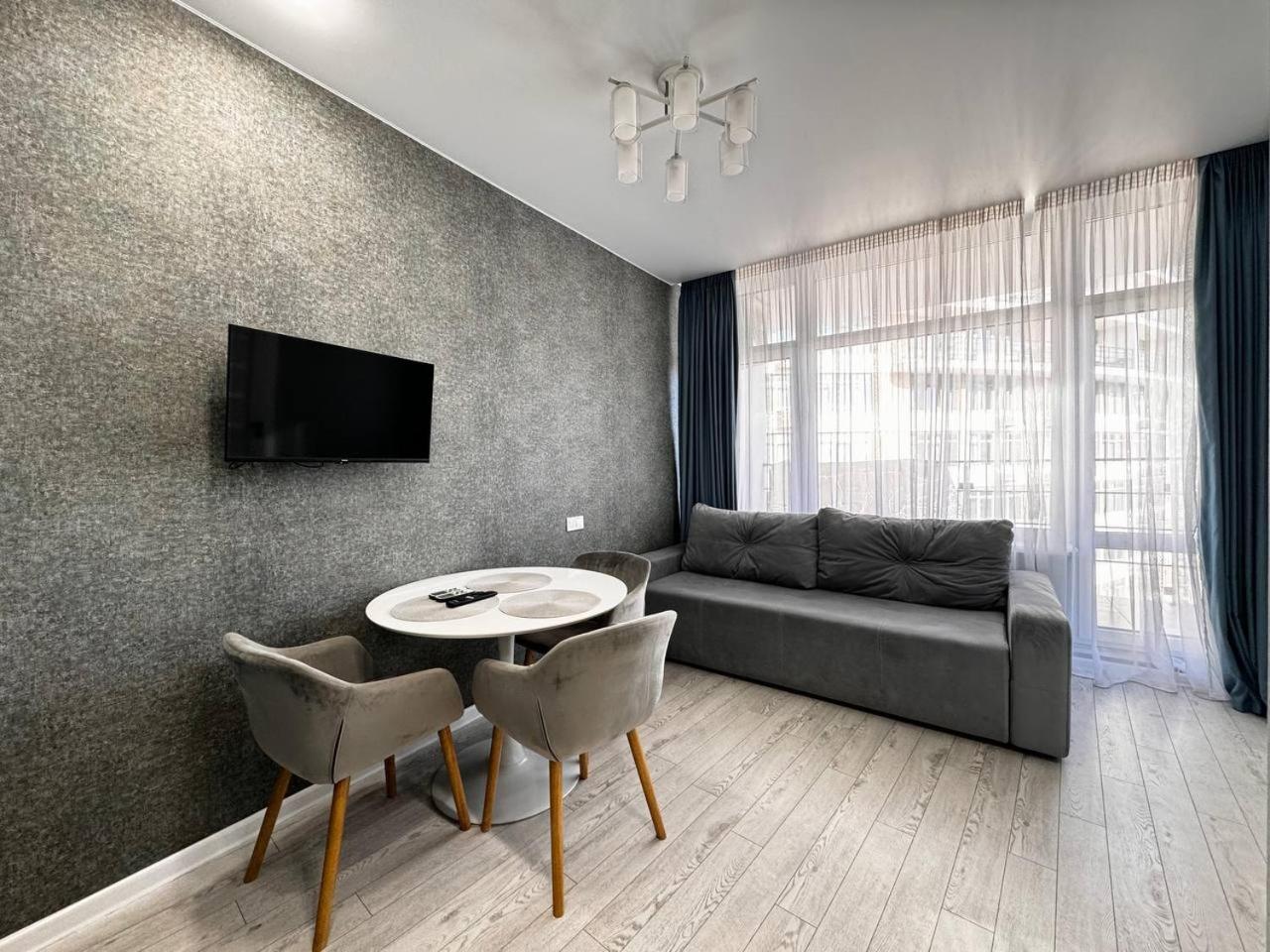 48 Pearl Cozy Apartment Odesa Exterior foto